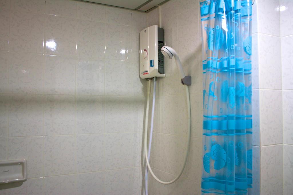 Baanbudsarin Apartment Sing Buri Eksteriør billede